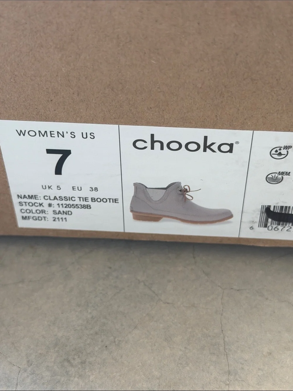 chooka Waterproof Ankle Rain Boots with Gum Sole size 7 sand, color, memory foam